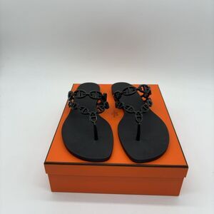 Hermes Chaîne Island Sandals